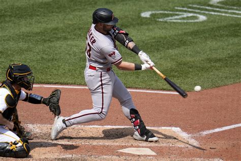 Walker 3 RBIs power D-backs to 8-3 win, Pirates 4-13 in May after a 20-9 start